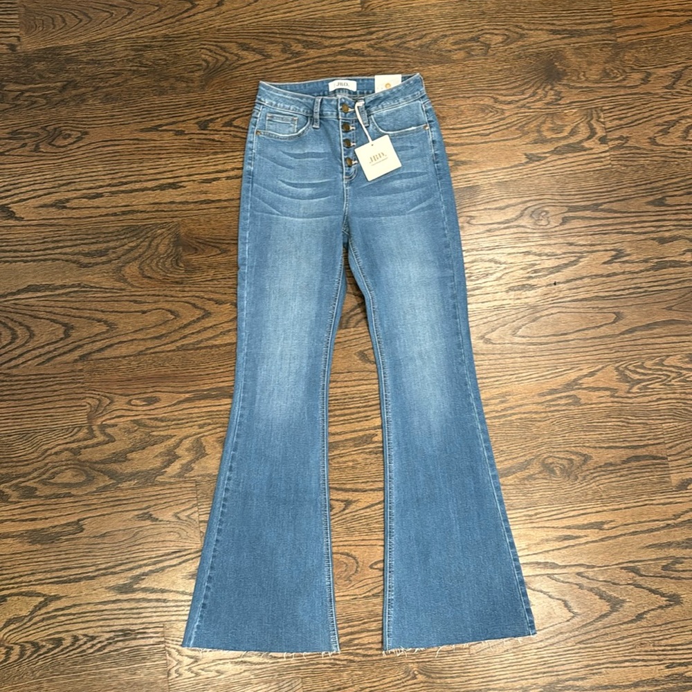 JUST BLACK HIGH RISE SCISSOR CUT FLARE JEANS